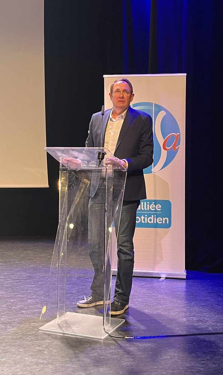SE_Unsa's tweet photo. Ouverture du Conseil national du SE-Unsa avec les interventions d’@EAM_seunsa, de @lucfarre et de @LaurentEscure 🔵

@UNSA_officiel
@UnsaFP https://t.co/L4CFzVjfXB