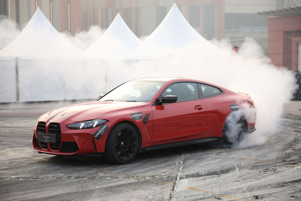 bharat_mobility's tweet image. Witness some incredible drifting action at Bharat Mobility Global Expo 2025. A true spectacle!

@DoC_GoI
@ACMAIndia
@siamindia
@atmaindia_org
@steel_indian
@nasscom
@Brands_India
@ITPODesk
@ICEMA_Off
@investindia
@FollowCII
@eepcindia
@IndiaESA
@umis_co_in
@PwC_IN 

#MobilityExpo