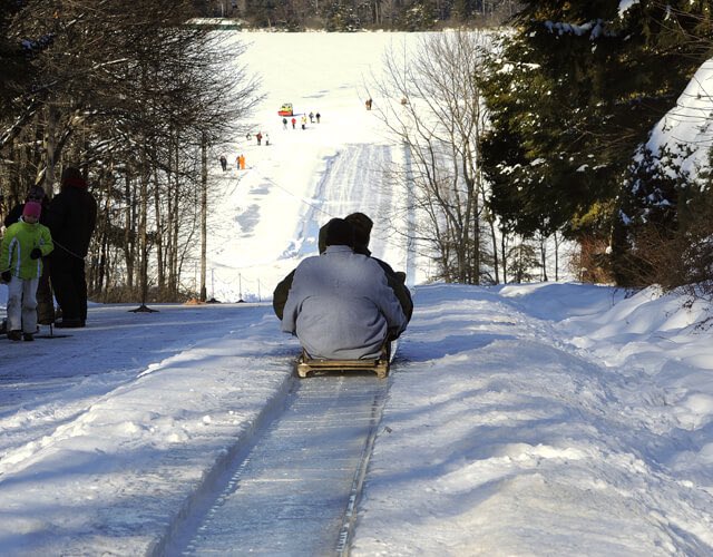 onwithjohnwx's tweet photo. #BrrrAlert 🥶 this Wednesday morning ☕️ - low of -7 at our house so far this morning. Lopez down to -20 again. Slowly returning to more seasonal temps this weekend where a passing flurry is possible Sunday. This weekend *could* mark the return of the Eagles Mere Toboggan Slide https://t.co/OPScLraUgn