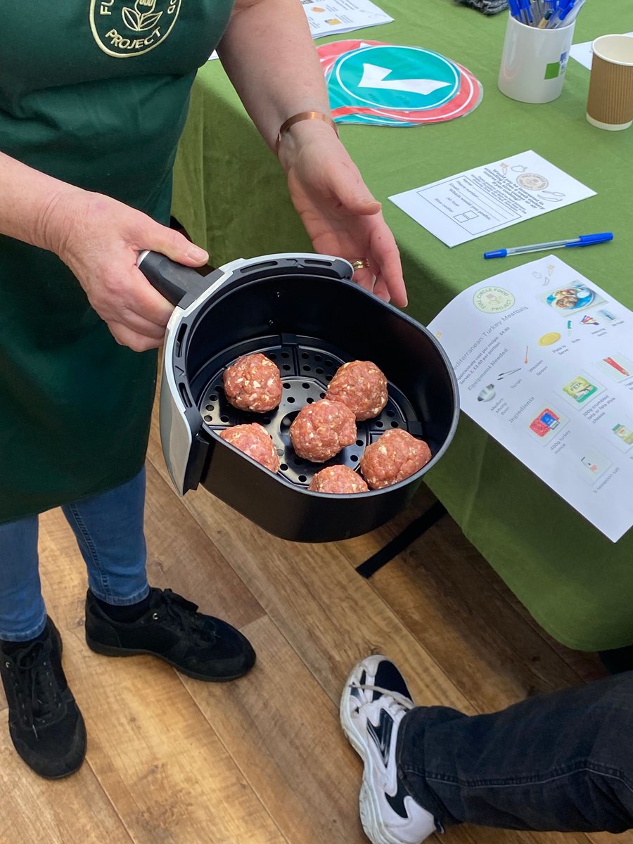 Yesterday, we held our first Energy Saving Event. ⚡ 

We have more Energy Saving Events in the next few weeks. If you would like to learn some energy saving tips, and get yourself a free air fryer or slow cooker, check our website at buff.ly/3PKEb6O to view our events.