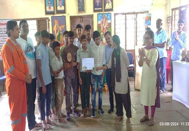 OTBLINDIA's tweet photo. Developing Green covers (Plantation) in rural Schools for environment sustainability and, Vocational training for students on the cultivation of Medical and Aromatic plantation

https://t.co/1a8D77hUky https://t.co/XcRqHfSoqR