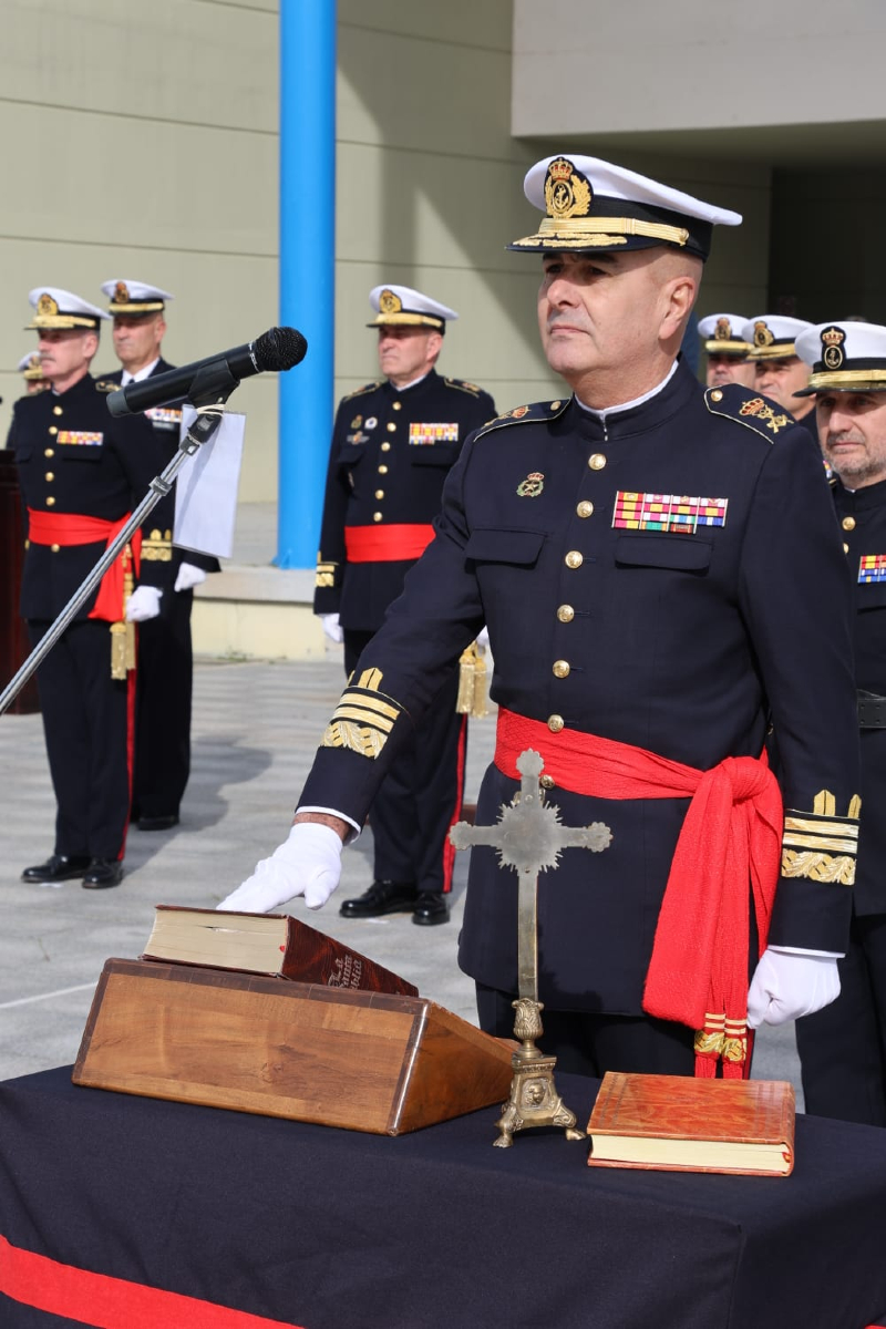Armada_esp's tweet photo. Ayer tuvo lugar la toma de posesión del Excmo. General de División José Luis Souto Aguirre como Comandante General de Infantería de Marina.
El acto fue presidido por el #AJEMA y celebrado en el #CuartelGeneral de la Fuerza de #InfanteríaDeMarina.

#SomosLaArmada🇪🇸⚓ https://t.co/8PZ4CEQa8k