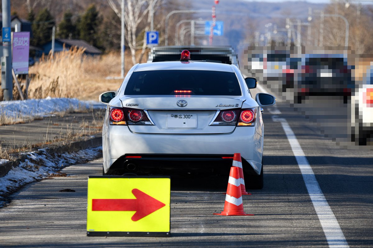 ph_gm_pc's tweet photo. 北海道警察　十勝機動警察隊

国道38号幕別町にて、速度違反の取り締まりを行っていました。

出会った中で1番の神隊員さんでした。 https://t.co/CsKYP3EuRm