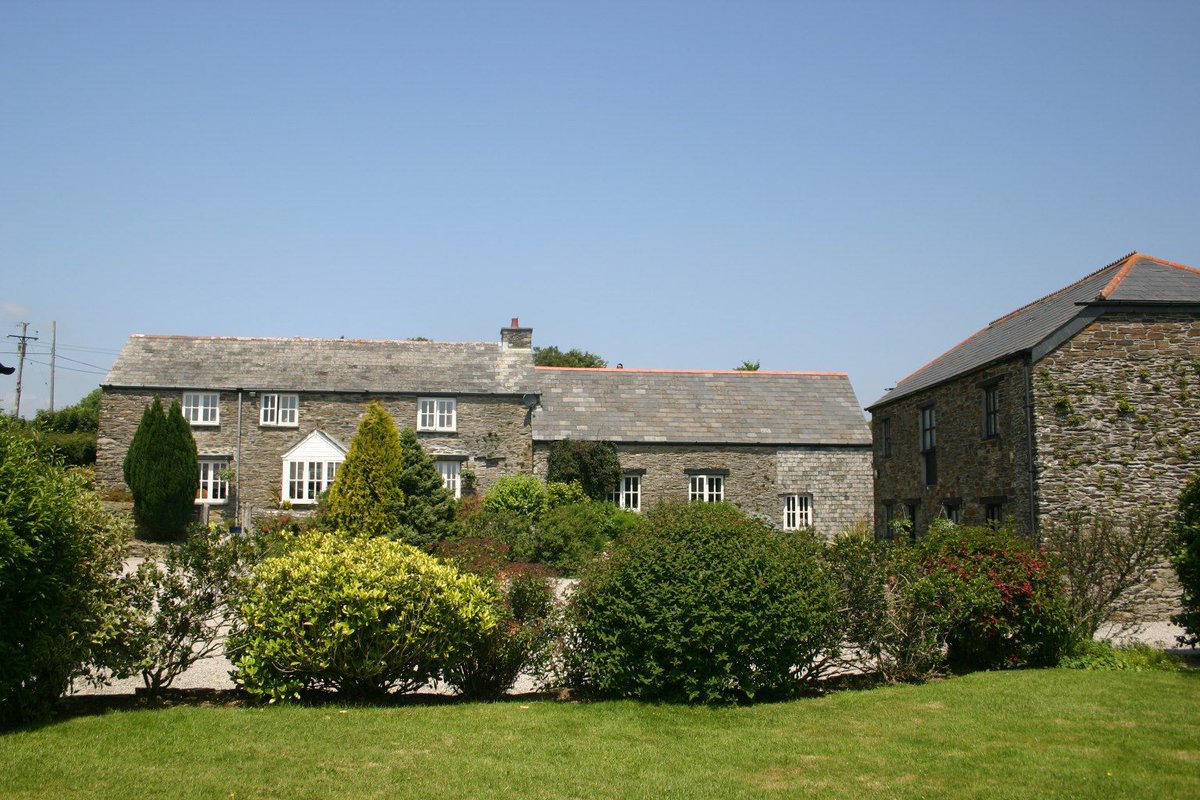 WeAcceptPets's tweet photo. Escape to Talehay Farmhouse πΏπ‘
Set amidst the unspoilt Cornish countryside, Talehay Farmhouse is a stunning Grade II listed farmhouse offering charming self-catering accommodation near Looe, Cornwall.
Accepts πΆ π
https://t.co/V5THDIg5UI
#CornwallCottages #Pelynt #Looe #UK https://t.co/eQA7esj38J