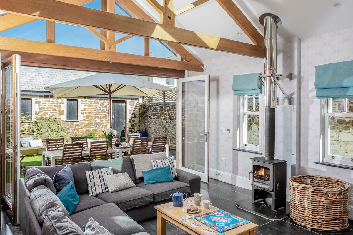 theguide_uk's tweet image. PL RT Win a £500 voucher to put towards a holiday cottage in Cornwall with @AspectsHolidays #win #giveaway #competition #Cornwall #staycation  bit.ly/4gMkVBM