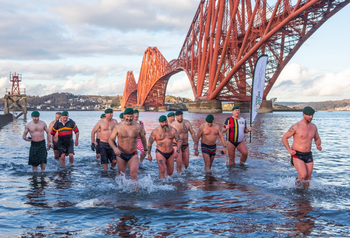 KtLeeArrowsmith's tweet photo. Lovely to meet folk taking part in Cold Dip Commando, The Timspiration Tour.
31 cold water dips in 31 locations across the UK in 31 days of January.
Support the challenge that will benefit 4 charities https://t.co/I9O1MVni7q
#colddipcommado @SWNS @TheForthBridges https://t.co/nYRFQPkIBX