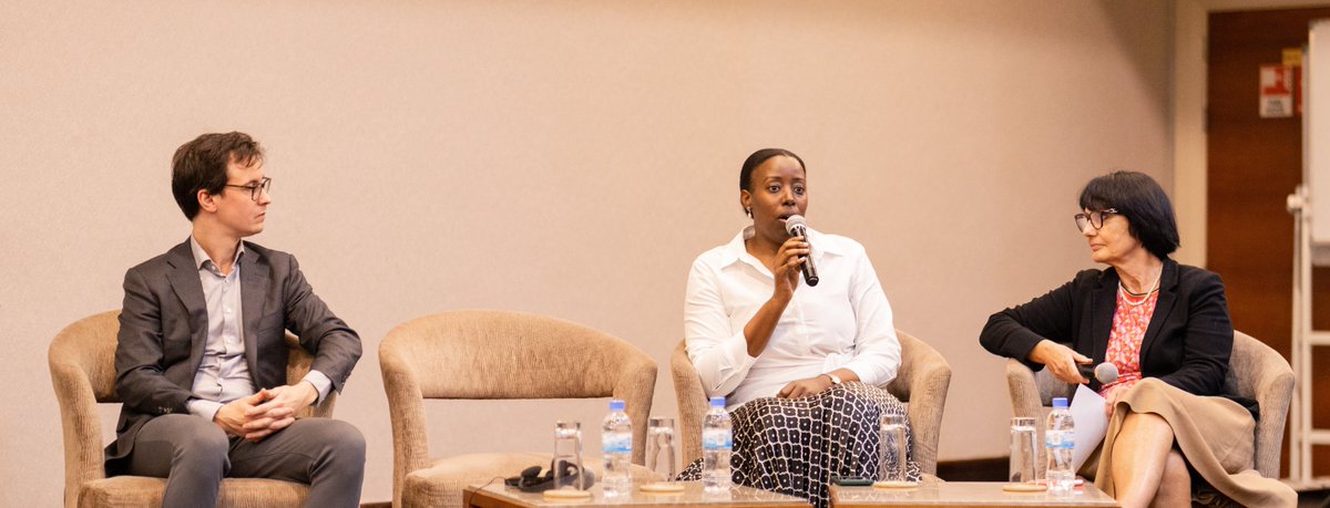 giz_rwanda's tweet photo. A fishbowl session featured private investors and asset managers like @aegonam &amp; @CA_CIB on aligning finance with climate goals. Speakers from @EU_Partnerships, @Kigali_IFC, @Hacienda_Mexico, etc.. shared Green Taxonomy best practices, essential for sustainable finance. #GreenPFM https://t.co/3K5ez35Yk1