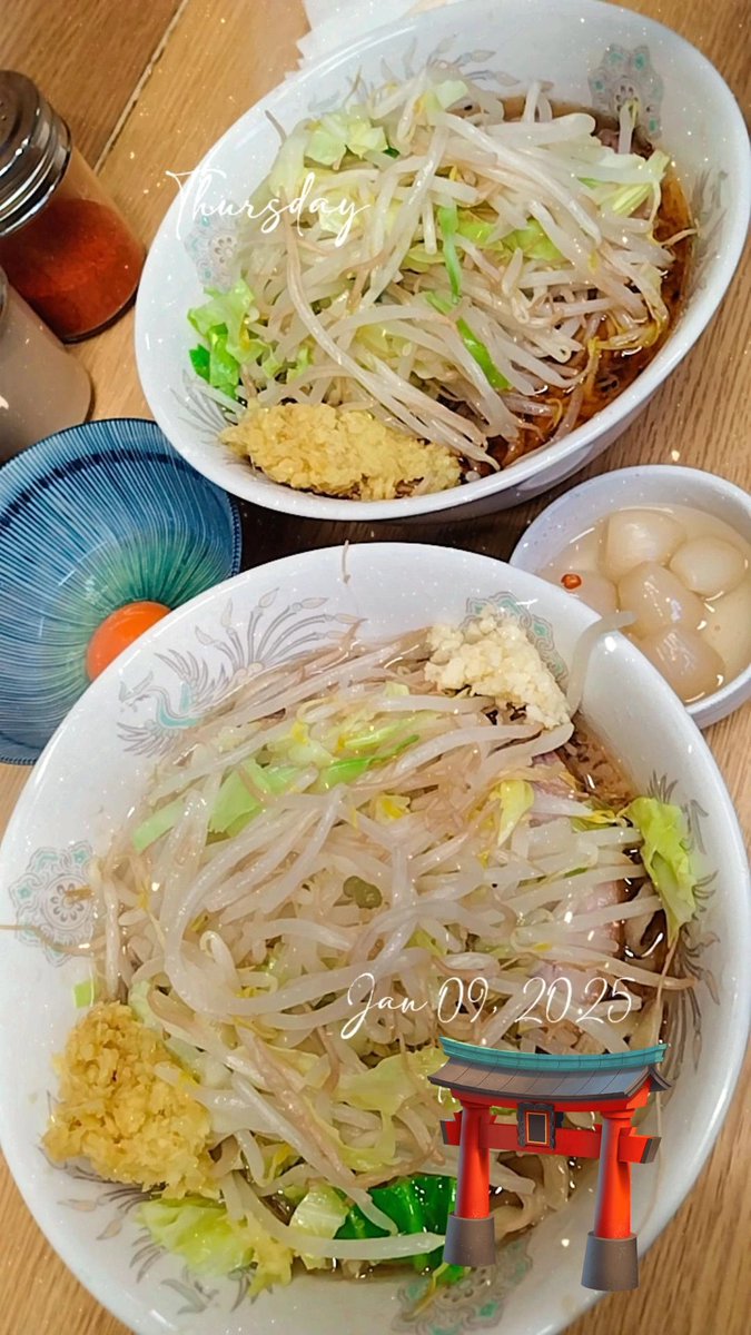 smmer8chan's tweet photo. 🌄ラーメン二郎栃木街道店🎍
時差www
2025.1.9(木)初詣⛩️
今年も安定の栃木街道店に通えますように、お見守りくださいませ🙏🐍💕 https://t.co/mFiTKvLlR4