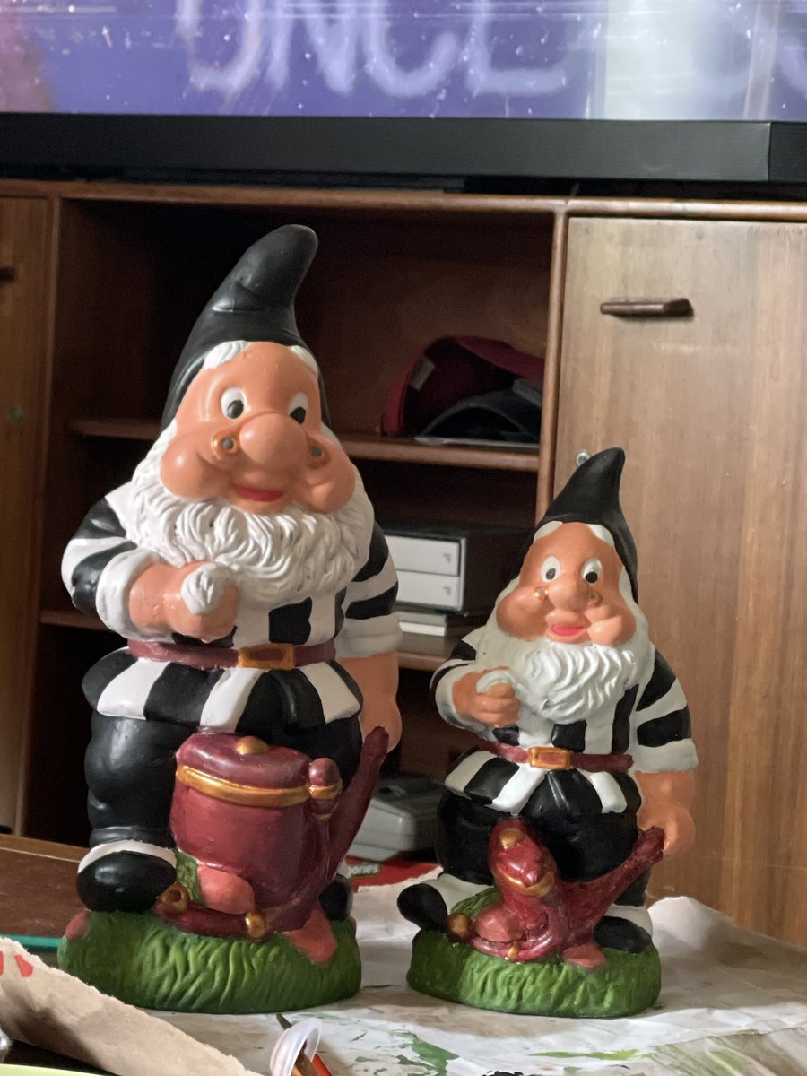 Painted these for my yiayia who got her collingwood gnomes stolen from her garden 😥 she had them for 40 years!!!