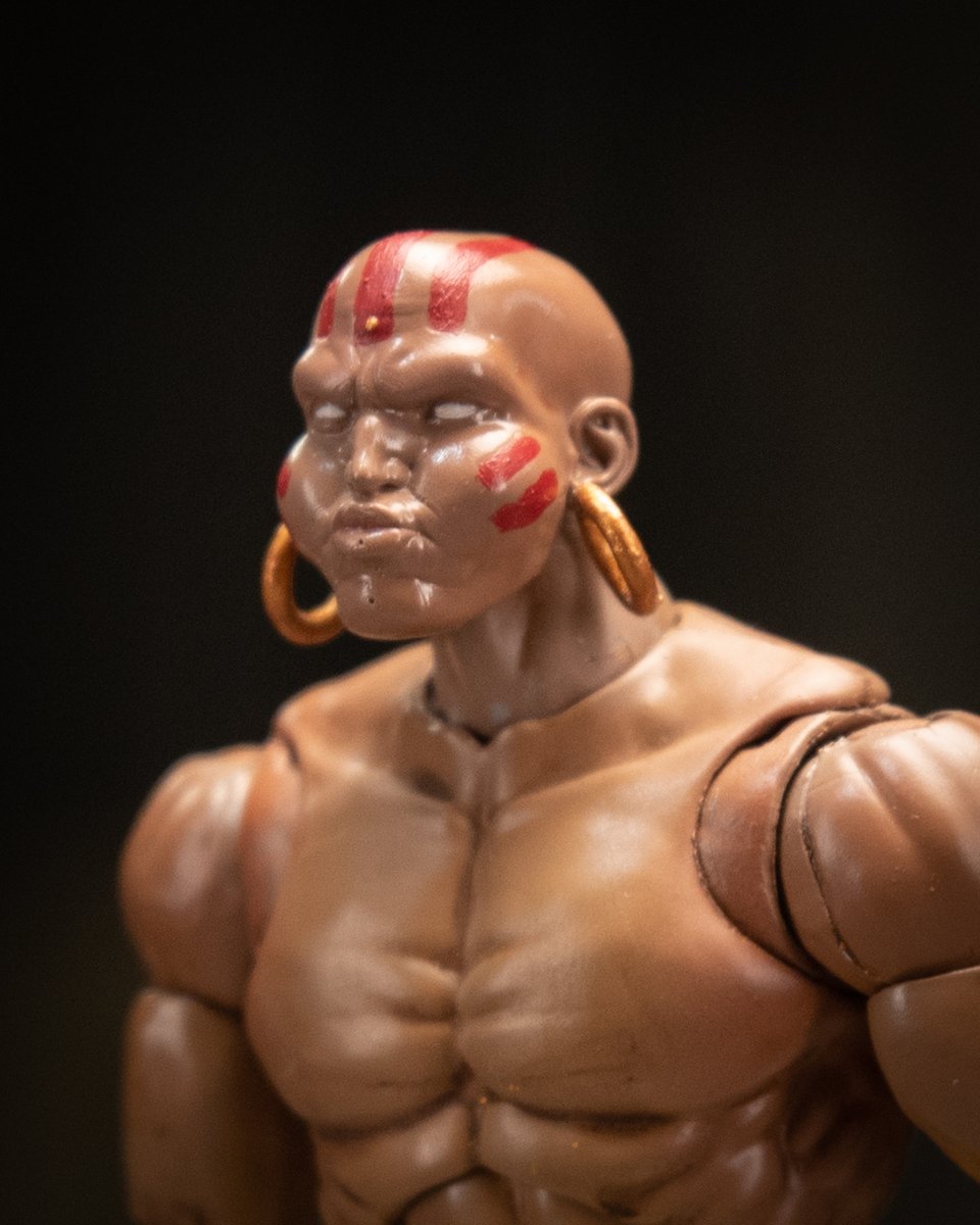 UncleJimWorks's tweet photo. #unclejimworkshop #unclejimart #UJW #actionfigures #mltoypic #mythiclegions #mythiclegionsphotography #fantasy #weapon #Jadatoys #Dalsim #StreetFighter https://t.co/rKVPJfXEC3
