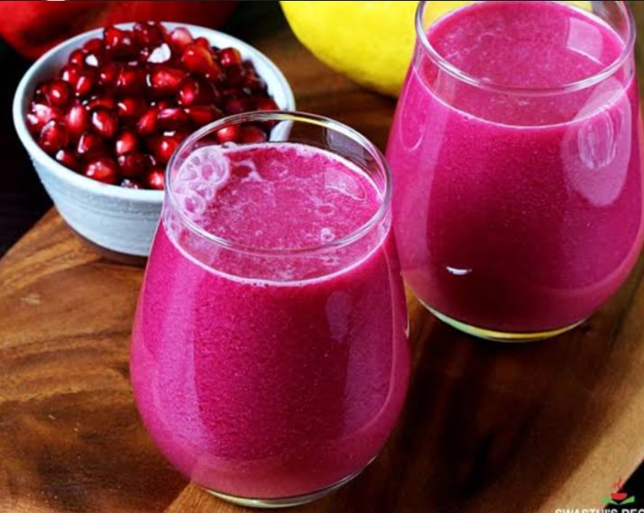 Prince_Fynnz's tweet photo. To prepare the juice you need 
- 300 grams of red beets 
- 100 grams of carrots 
- 100 grams of celery root 
- 70 grams of fresh potato juice 
- 30 grams of radish 

Notes: 
Κ potatoes are optional, with the exception of liver cancer, where potatoes play an important role. https://t.co/HgT6EZzOdk