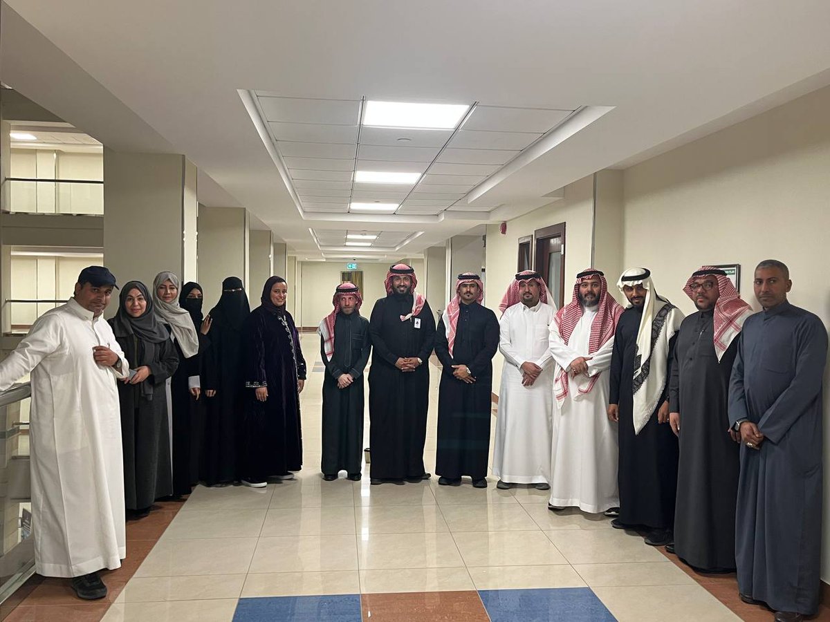 SSHA_EASTERN's tweet photo. إدارة الجمعية السعودية للإدارة الصحية بالمنطقة الشرقية تعقد إجتماعها الأول يوم أمس لعام 2025 بمقرها بفندق النفوتيل بزنس بارك بالدمام وبحضور رئيس وأعضاء الإدارة الكرام لمناقشة خطة أعمالها للعام الجديد . https://t.co/gsKSvsqZVz