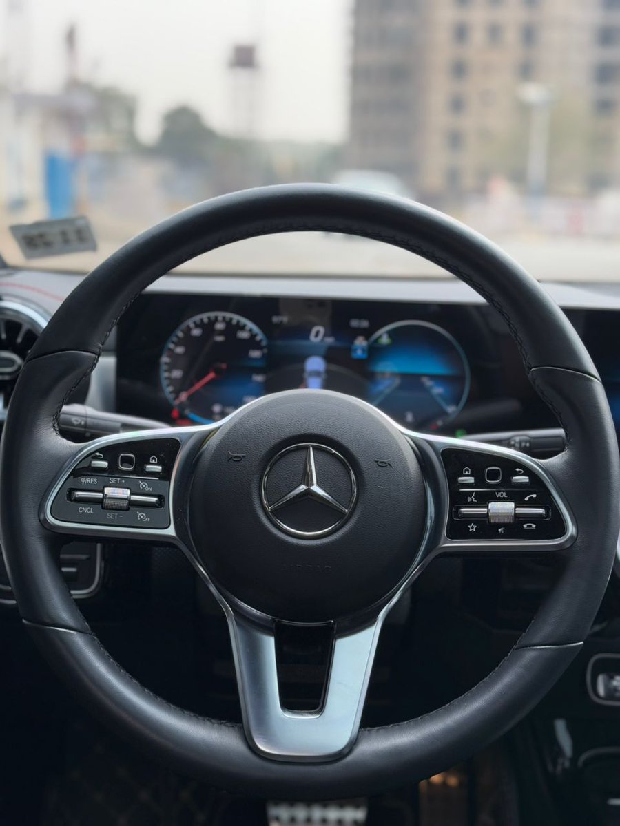 Auto_poacher's tweet photo. GOOD MORNING! BREAND NEW 2023 MERCEDES BENZ CLA250 PREMIUM WITH FULL DUTY N185m NET https://t.co/CQs8t7yLUA