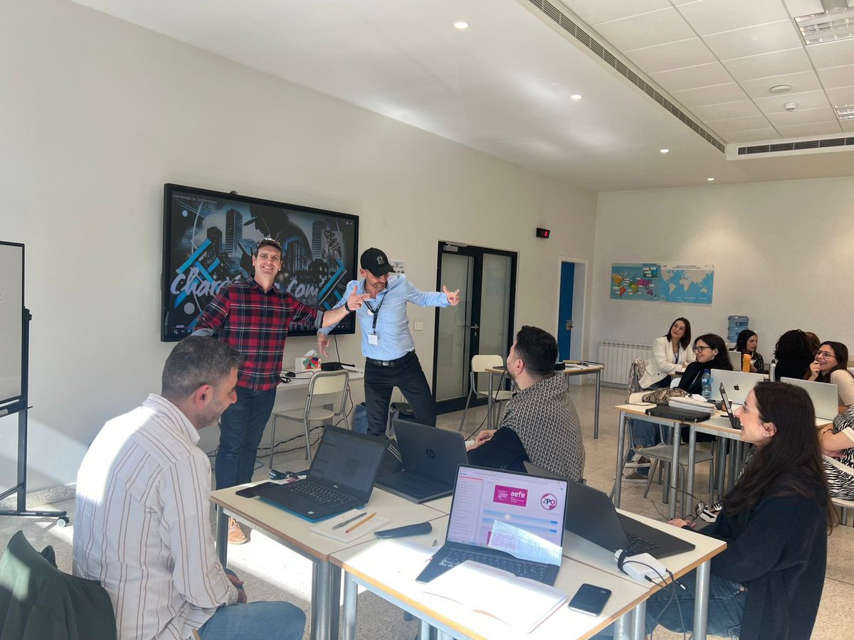 Formation #IA pour les responsables de #communication des établissements de la #ZPO🇱🇧

🤖Des formateurs passionnés
✨35 stagiaires
💡Méthodologie interactive
🚀Plongée au cœur des dernières avancées de l’IA

📆20/01/2025
🏫 #CPF #Beyrouth
🗣️<a href="/AlgoMaths/">Christophe Navaux</a>, <a href="/Smarc_29/">Sébastien Marc</a>, <a href="/joanne_tufenkji/">Joanne TUFENKJI</a>