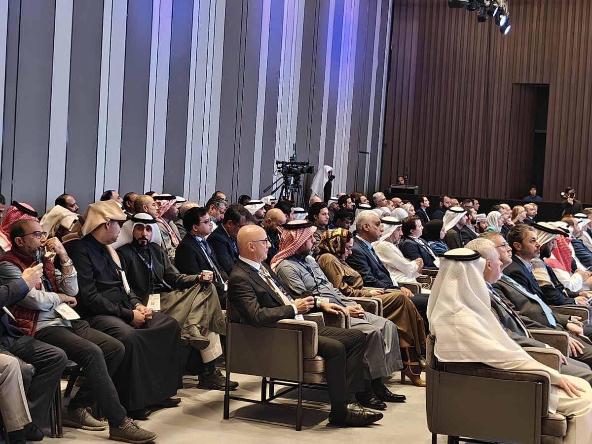 envirospill's tweet photo. Day 2 kicks off with an inspiring keynote on "Challenges & Future Trends in Oil Spill Technology Development" by Dr. Johan Grรถn, CEO of LAMOR. Cutting-edge insights ahead!
#InnovationForEnvironment #RECSOEnviroSpill2025 #NexusGroup #NexusEvents https://t.co/T5YMUZI8PI