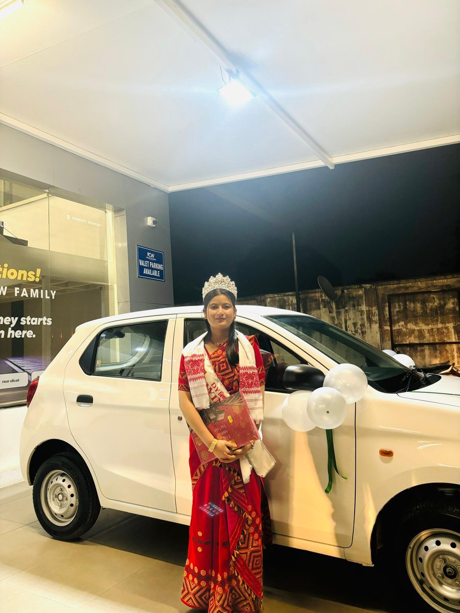 Munukon22's tweet photo. এক বুজাৱ নোৱাৰা অনুভৱ❤️
সপোনবোৰ দিঠকত পৰিণত হ’লে সঁচাকৈয়ে বহুত ভাল লাগে ।ধন্যবাদ @DY365 @aanisha_hazarika আৰু অসমবাসী ৰাইজক বহুত বহুত ধন্যবাদ আপোনালোকৰ এই আশীৰ্বাদ যেন সদায় থাকে লগতে  পৰিয়ালৰ প্ৰত্যেক জন সদস্যক ধন্যবাদ জনাইছোঁ মোৰ জীৱন টো উৎযাপন কৰিবলৈ আগবঢ়ায় দিয়াৰ কাৰণে 👏 https://t.co/eoMWdjhseL