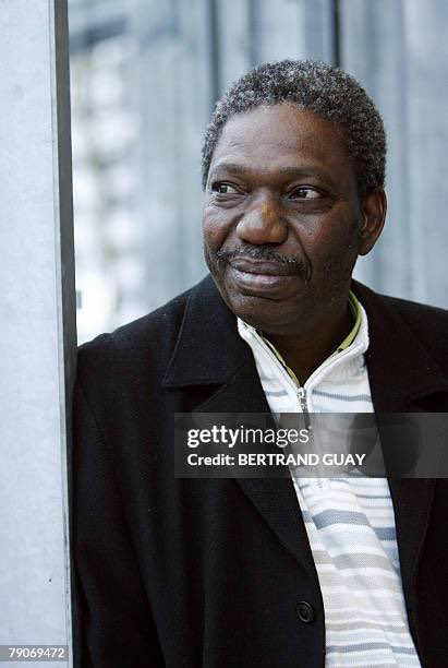 LaGoBissa's tweet photo. Thread 🪡 sur un génie du cinéma africain- Idrissa Ouédraogo , le Maestro🇧🇫

Si vous regardez des films africains, je suis sûre que vous avez déjà visionné au moins un de ses films sans le savoir😏On parie?? 👇🏾

#DiscoverBF #Fespaco2025 https://t.co/xDUmIZDDtn