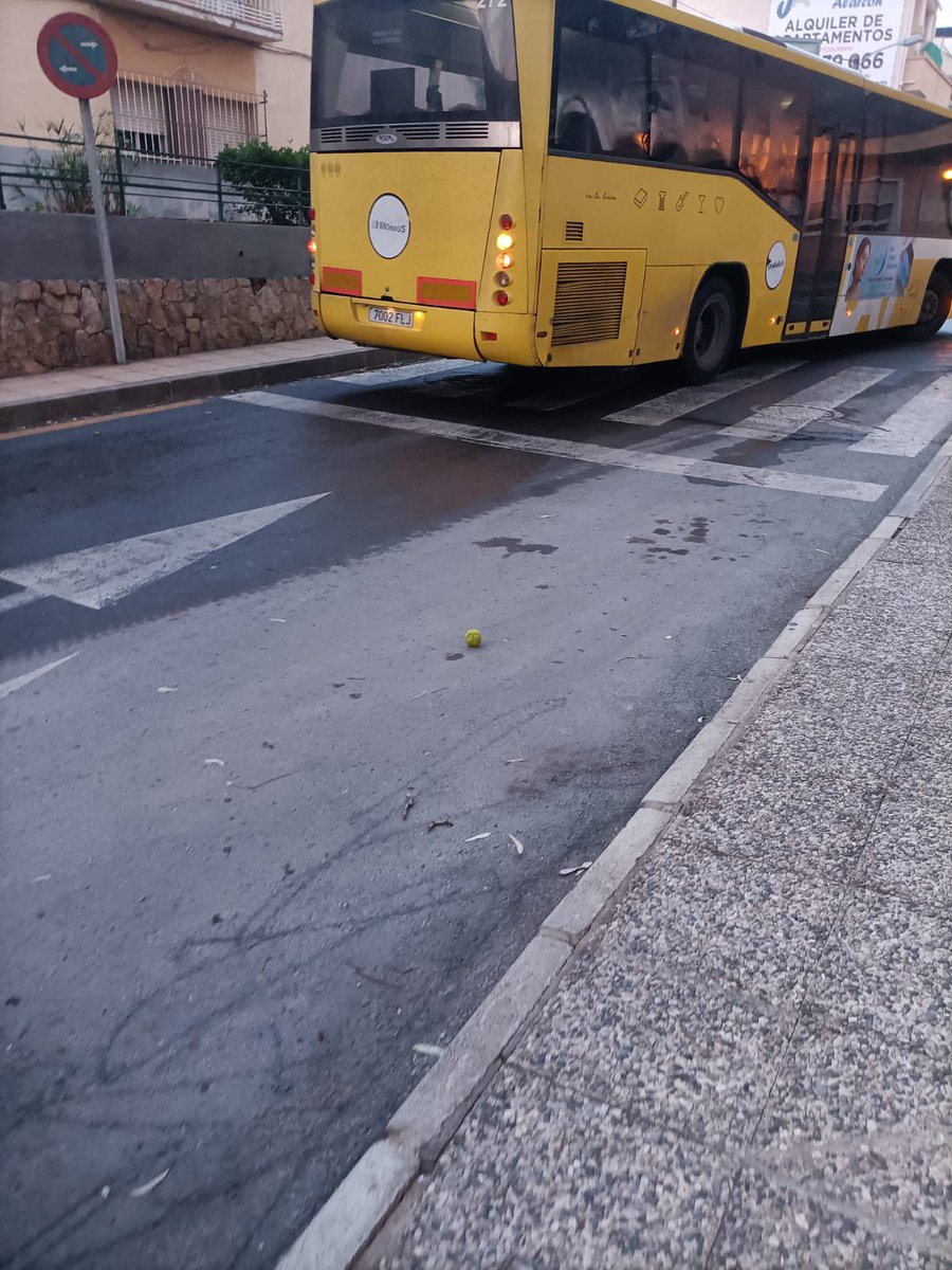 mayte_sanchez's tweet photo. @TMPmurcia @AytoMurcia Transporte “salubre” o nocivo?? Imposible Ventilar https://t.co/DkQRTHEeXr