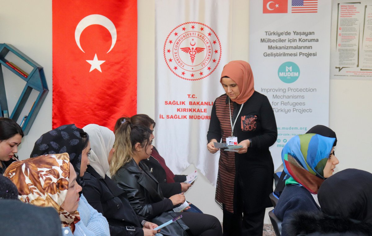 mudemtr's tweet photo. 01-31 Ocak Rahim Ağzı Kanseri Farkındalık Ayı ve 4 Şubat Dünya Kanser Günü kapsamında, MUDEM Kırıkkale İl Temsilciliğimiz ile Kırıkkale İl Sağlık Müdürlüğü Toplum Sağlığı Merkezi Faaliyet Birimi iş birliğiyle anlamlı bir etkinlik düzenlendi.

Etkinlikte Dr. Ömer Faruk Çetiner; kanserin tanımı, oluşum nedenleri, Türkiye’de en sık rastlanan türler ve yaş gruplarına göre dağılımı hakkında detaylı bilgi verdi.
Sonrasında, Sosyal Hizmetler Uzmanı Demet Parlakyıldız, çocuk istismarının önlenmesi konusuna dikkat çekerek, Çocuk İzleme Merkezi’nin önemini vurguladı.

Birlikte daha bilinçli ve güçlü bir toplum için farkındalık oluşturmaya devam ediyoruz!

MUDEM’e sağladığı cömert destek için @StatePRM'e teşekkür ederiz.
---
Within the scope of 01-31 January Cervical Cancer Awareness Month and 4 February World Cancer Day, a meaningful event was held in cooperation with MUDEM Kırıkkale Provincial Representative Office and Kırıkkale Provincial Health Directorate Community Health Centre Activity Unit.

In the event, Dr Ömer Faruk Çetiner gave detailed information about the definition of cancer, the causes of its formation, the most common types in Turkey and its distribution according to age groups.

Afterwards, Social Services Expert Demet Parlakyıldız drew attention to the prevention of child abuse and emphasised the importance of the Child Monitoring Centre.

Together we continue to raise awareness for a more conscious and stronger society!

We thank the @StatePRM for their generous support to MUDEM.