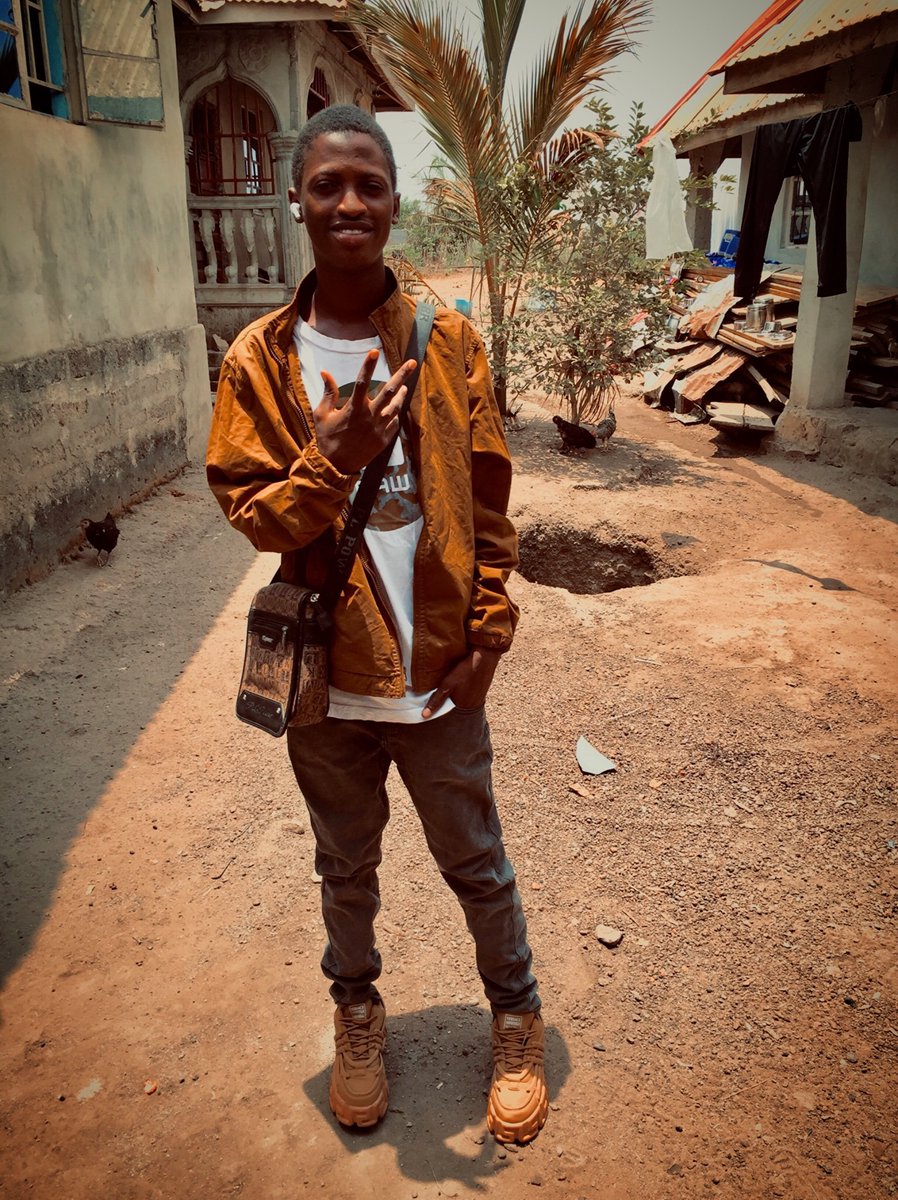 #Elon_Musk  Africa boy  God help me from poorverty