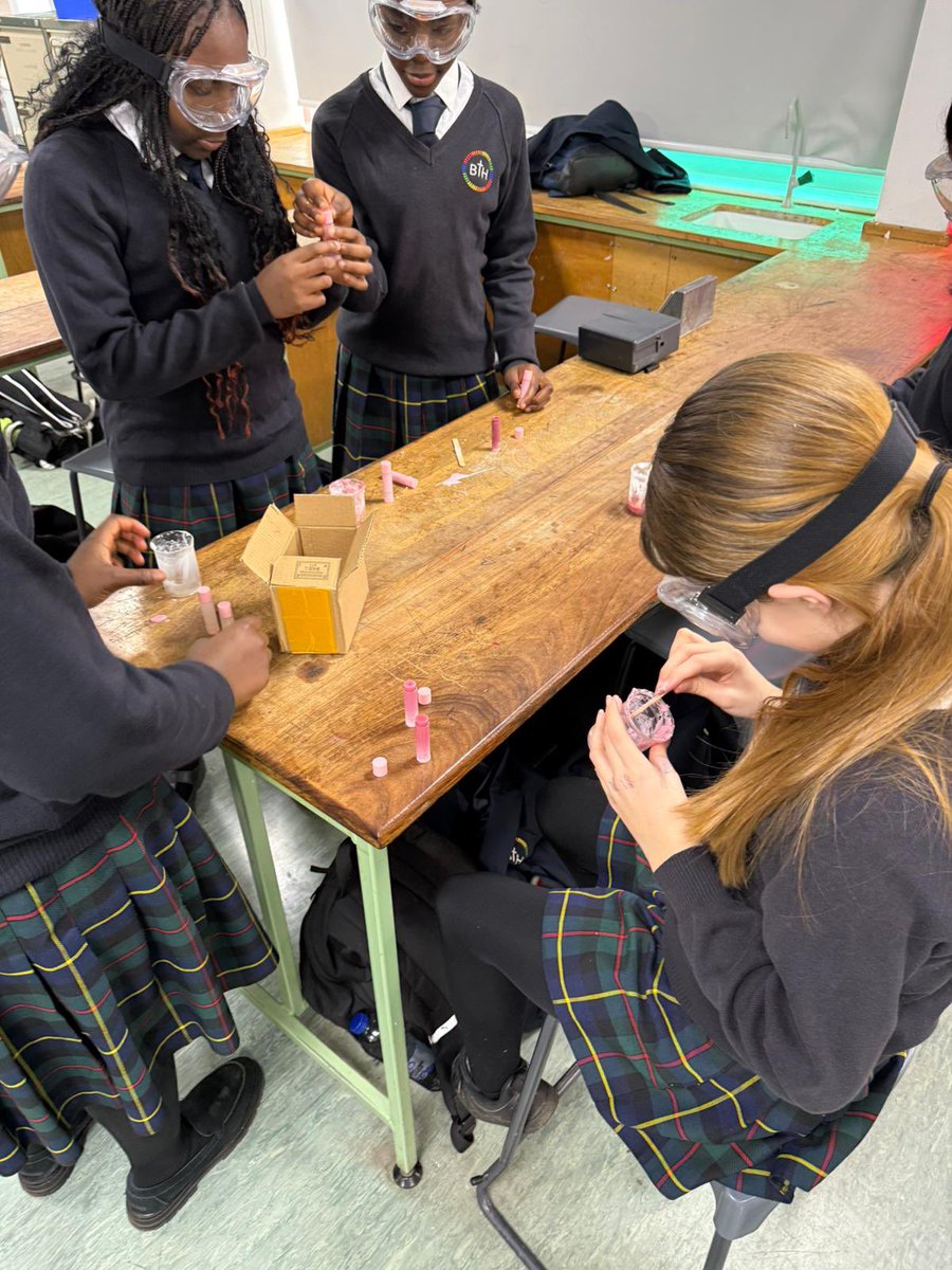 bthcc_college's tweet photo. In Science Club this week the girls were making their own lip balms. Definitely a big hit π #bthway #bthfamily #enrichment https://t.co/9x3YLkUo40