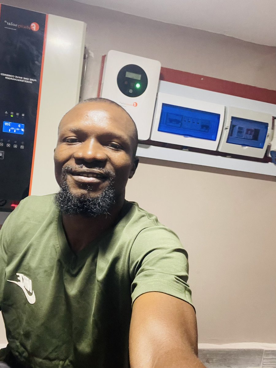 SamsunSolar's tweet photo. Successfully competed solar project with @deonetsolar 

The joy of using #SolarEnergy is enormous 

And you know the beautiful thing?…

The Sun pays the bills 💵 for you 

#FreeElectricity #offgrid #grid #Nationalgrid #felicity #inverter https://t.co/q103vosad5