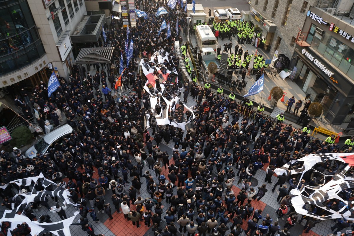 금속노조 tweet media