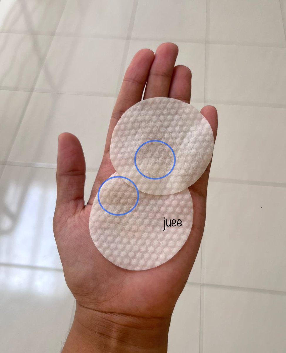 Korang boleh tengok ni hasil lepas I dah tonyoh kat hidung and dagu. Memang jelas terkeluar semua kotoran kat muka I. 🤢🥴