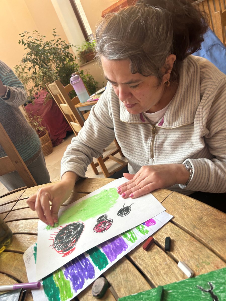 CamphillMK's tweet photo. Check out Tracey’s lovely ladybird drawing! 🐞 She was inspired by the hibernating ladybirds in our apple trees and drew them beautifully. Nice work, Tracey!

#CamphillMK #Ladybird #Abilities #InspiringGarden #Drawing https://t.co/9mIUzW8Zhe