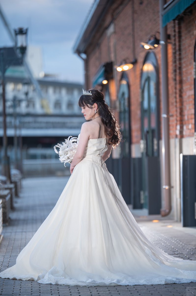 _Anneonstage_'s tweet photo. 昨年、桜の咲くころに結婚いたしました。
思わせぶりな投稿から4年経ちました🤣
今度は本当です☺️

人生を共に歩み、慈しんでくれる人と出会えたことがとても幸せで、毎日楽しく過ごしています。
仕事に家庭に役者としても、これからも全力で楽しみたいと思います。 https://t.co/6Ca2Gkidze