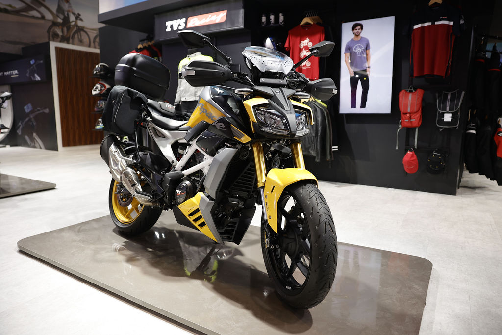 bharat_mobility's tweet image. Two-wheeled wonders! Check out the latest bikes at Bharat Mobility Global Expo 2025.

@DoC_GoI
@ACMAIndia
@siamindia
@atmaindia_org
@steel_indian
@nasscom
@Brands_India
@ITPODesk
@ICEMA_Off
@investindia
@FollowCII
@eepcindia
@IndiaESA
@umis_co_in
@PwC_IN 

#MobilityExpo
