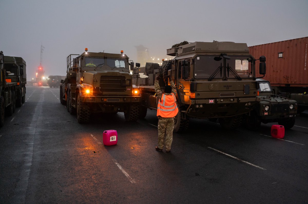 JFC_Naples's tweet photo. Vehicles of the @BritishArmy 7th Light Mechanised Brigade, the "Desert Rats," disembarked the cargo ship 'Eddystone' in Emden, Germany. They head to Romania for Exercise #SteadfastDart25 NATO's largest training exercise in 2025, showcasing alliance unity. @SHAPE_NATO https://t.co/OExJE5sjN3