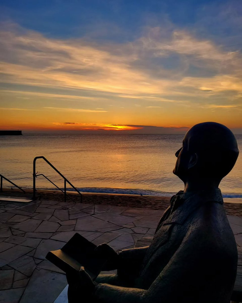 Avui, Carl Faust ha sigut el primer a despertar-se. Bon dia! 🫶🏻 🌅

Hoy, Carl Faust ha sido el primero en despertarse. ¡Buenos días! 🫶🏻 🌅

📸 IG pretty.little.blanes

#blanes #blanesarrandemar #arrandemar #blanescostabrava