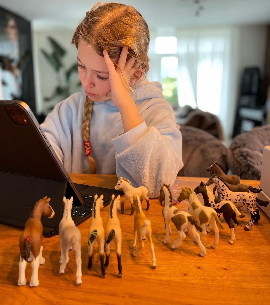 varbian12's tweet image. 