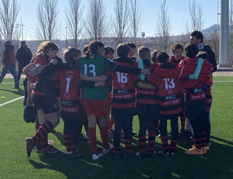 Concentración en Arroyo de la Encomienda de la Escuela del Zamora Rugby Club <a href="/Zamora_Rugby/">Zamora Rugby Club</a>  eldiadezamora.es/art/62729/conc…