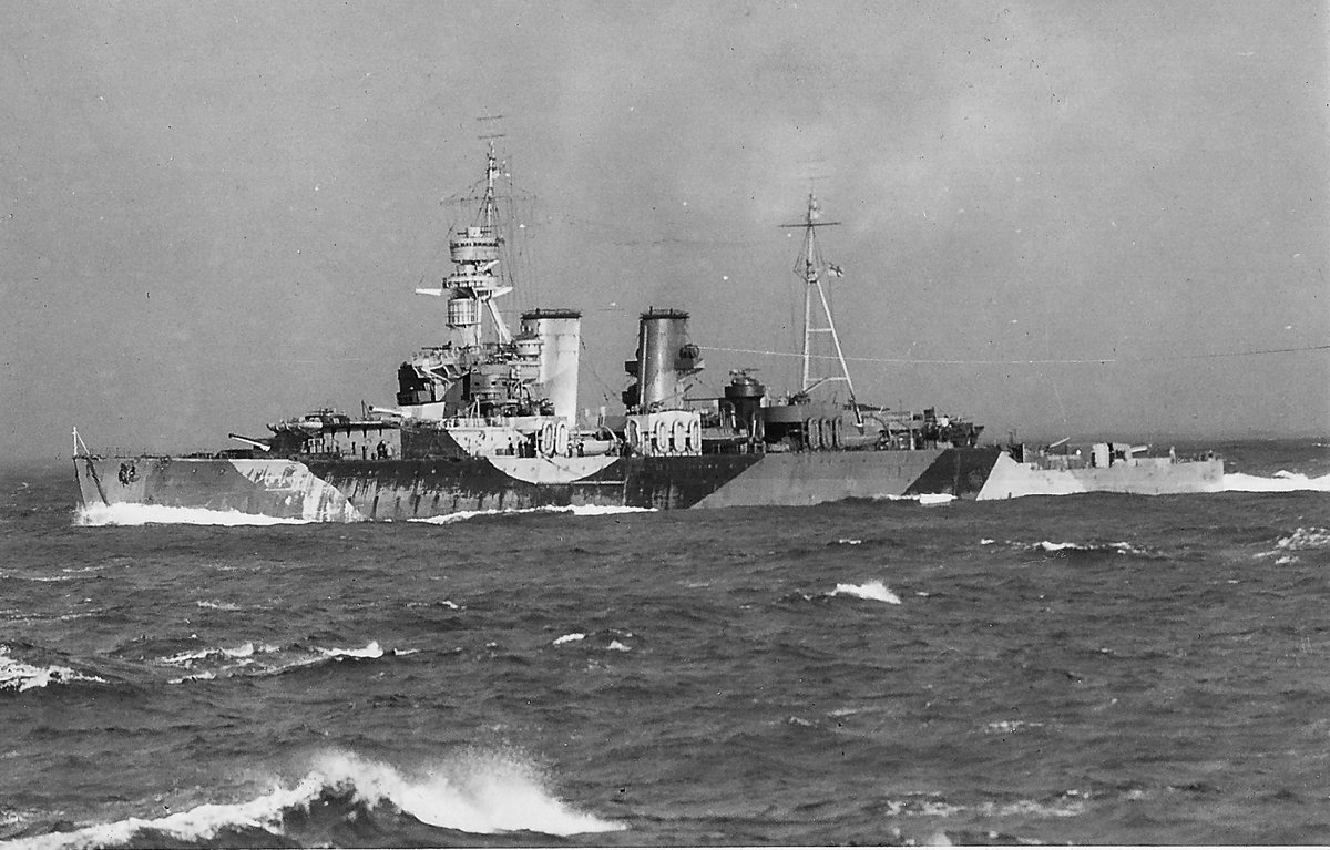 NavalEncyclope1's tweet photo. Return on the Elizabethan Sea Dogs that defined the concept of "heavy cruisers" in 1920, and a point of the peculiar cruiser-carrier HMS Vindictive. https://t.co/ORmB5sXN1w #ww2 #cavendish #hawkins #raleigh #frobisher #effingham #heavycruiser #royalnavy https://t.co/4roX5CJjMd