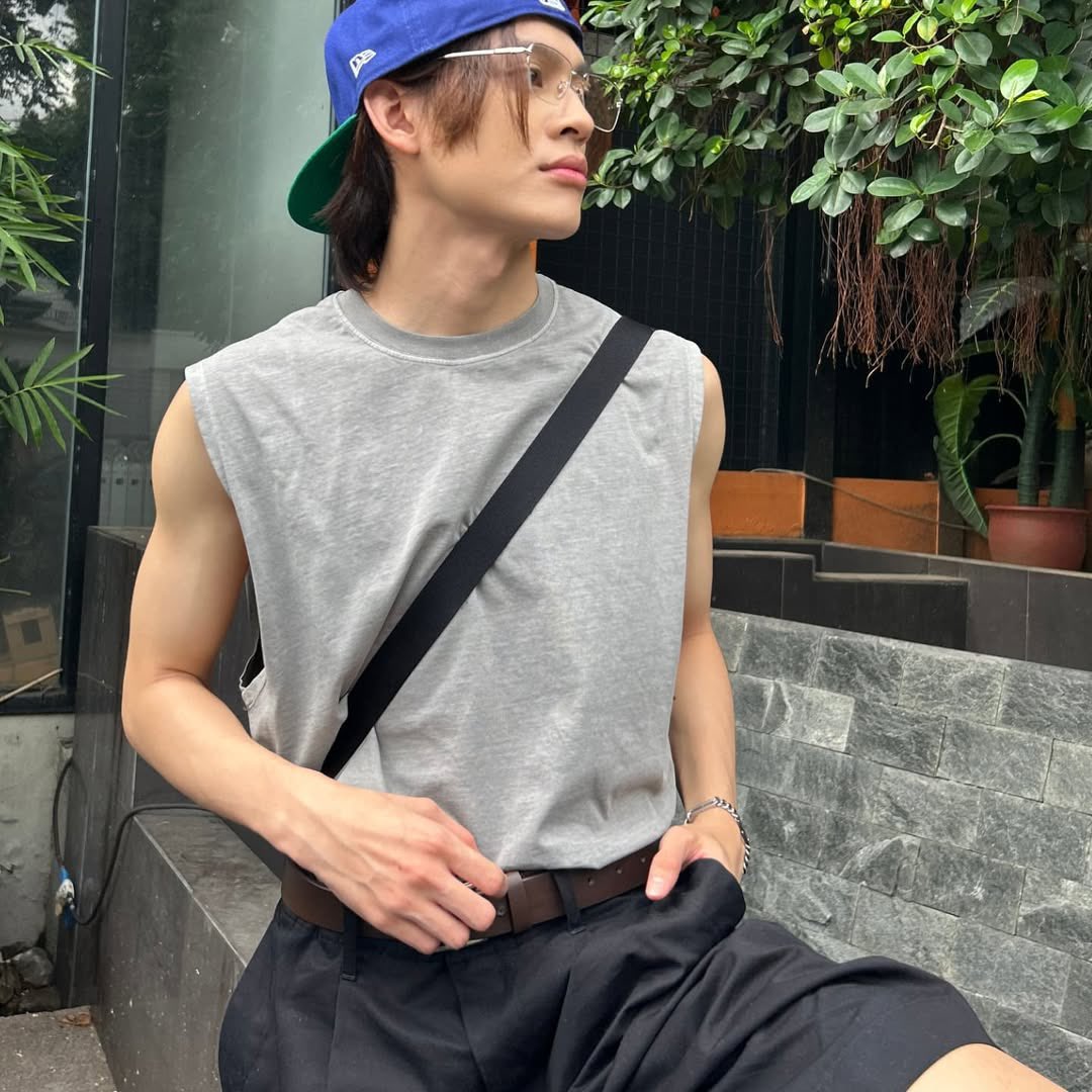 vinsterpics's tweet photo. [📷] 012225 @/reysteryton_ ig post update: “💚” - #REYSTER #레이스터 🧡 (1/2) https://t.co/vzv5As2UvI