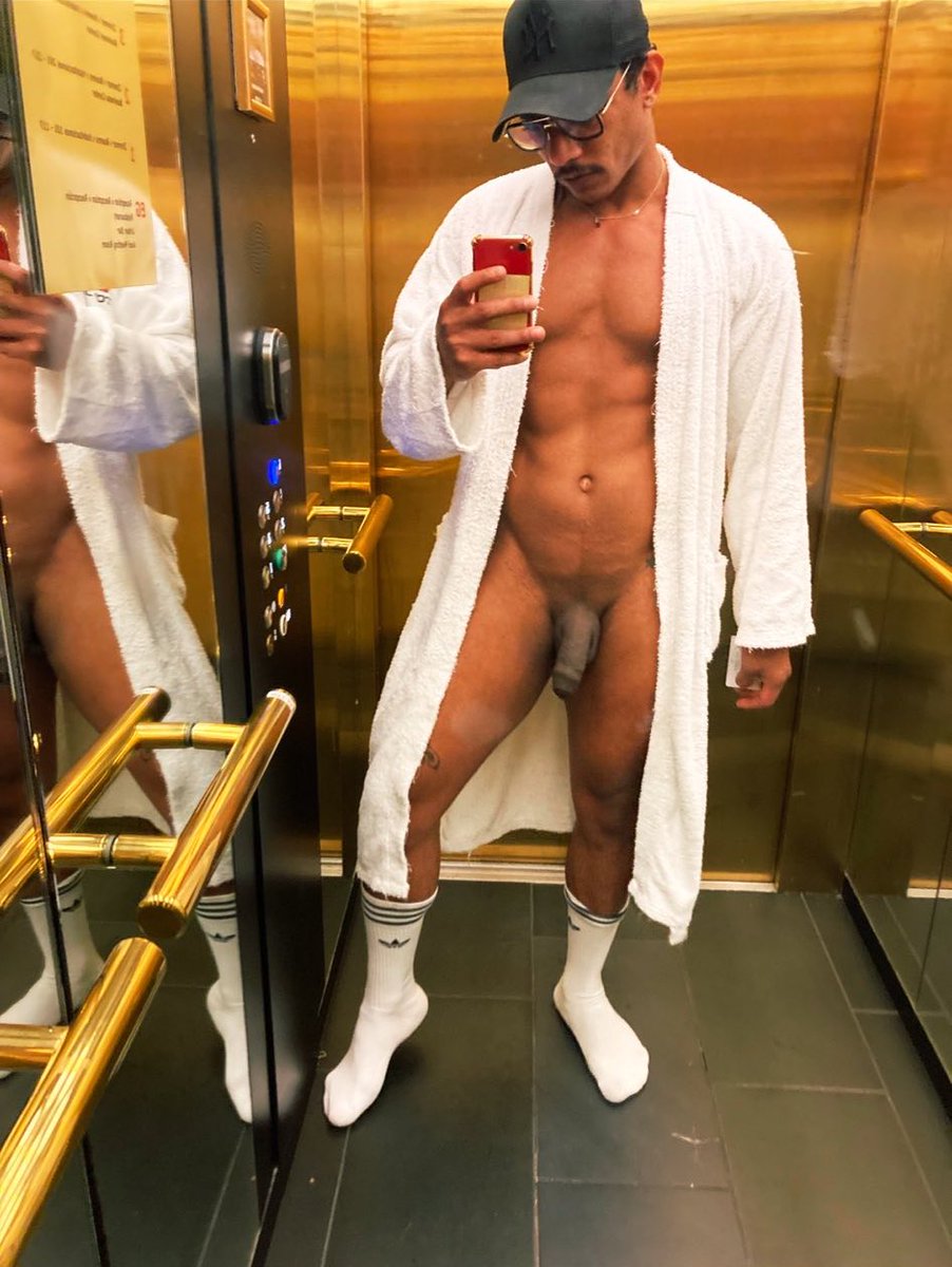 🍆 Frenchies Cocks tweet media