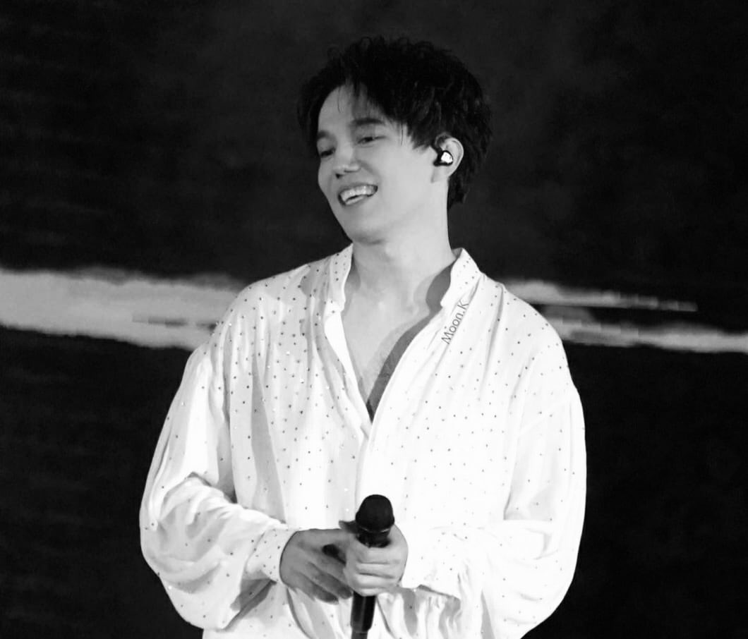 Green. Dimash OMIR OTER MV tweet media
