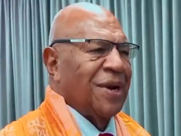 ani_digital's tweet photo. "Prime Minister Narendra Modi is Boss Sahab," says Fijian PM Sitiveni Ligamamada Rabuka
Read @ANI Story |https://t.co/nI1ZP9yi2C
#PMModi #Fiji #BossSahab https://t.co/7leJvs1ege