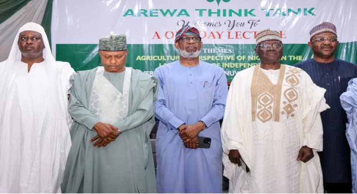 radionigeriahq's tweet image. Minister Alake urges Northern leaders to back Tinubu’s economic reforms
#Solidmineral #reform #DeleAlake  radionigeria.gov.ng/2025/01/22/min…