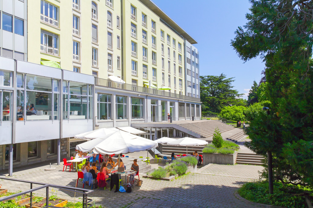 [FORMATION] 🖹 Mise en consultation de la révision de la loi sur la haute école pédagogique. La croissance de la <a href="/HEPVaud/">HEP Vaud</a> nécessite de faire évoluer ce cadre légal
#Vaud #formation #CEVD
🔗 vd.ch/actualites/com…