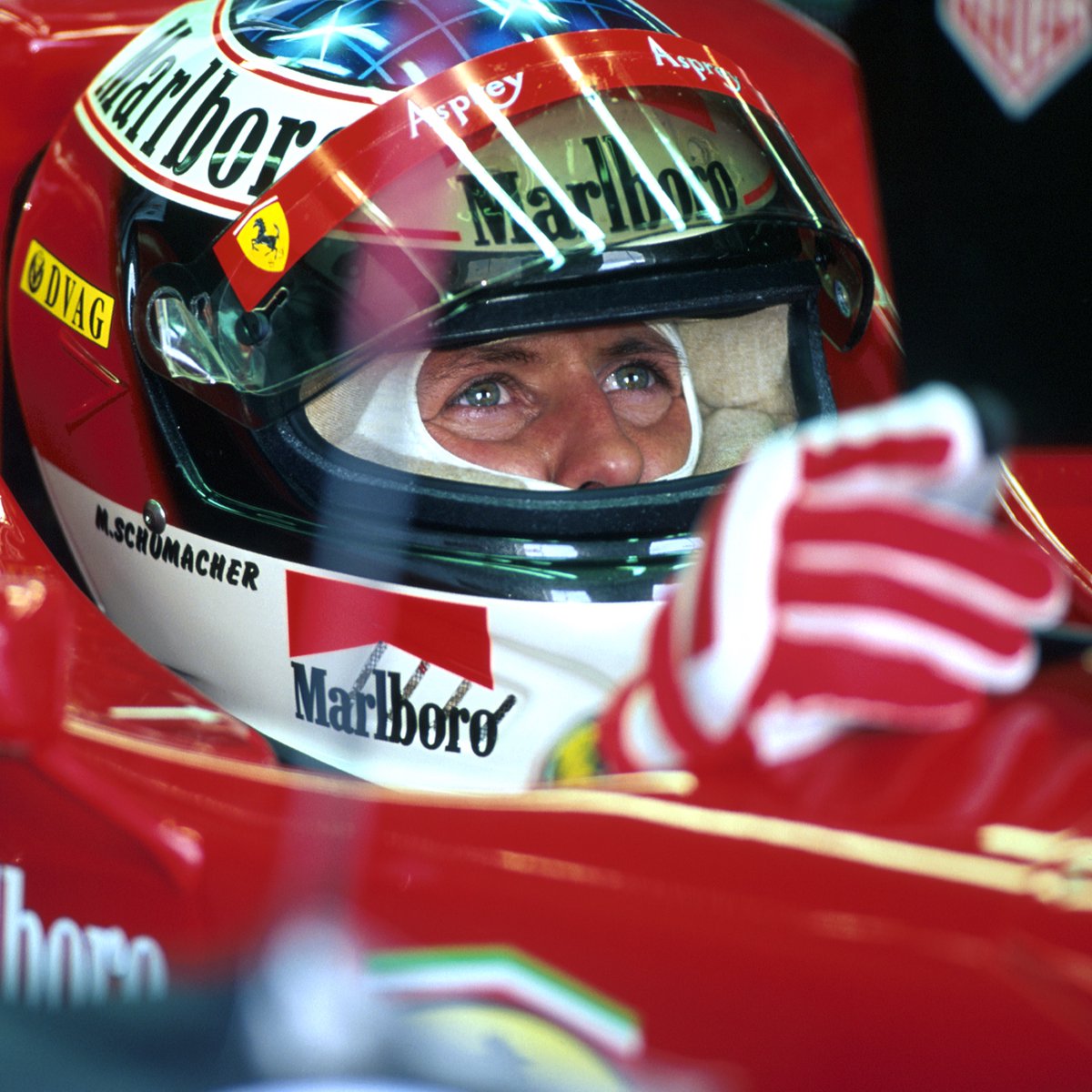 Last year, the No. 01 was auctioned off for £30,000.

Created with the tyre Michael Schumacher used at the 1996 Italian GP—his first win for Ferrari in Monza.

 👉 mongrip.com/product/michae…

In collaboration with <a href="/keepfighting/">Keep Fighting Foundation</a> 

#MONGRIP #MichaelSchumacher #KeepFightingMichael