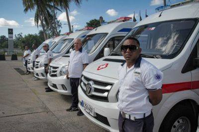 Inauguran en La Habana servicio experimental de ambulancia fruto de la colaboración intersectorial. La iniciativa forma parte de los acuerdos firmados durante la pasada Feria Internacional de Transporte y Logística, celebrada en abril del pasado año.  #TumbaElBloqueo