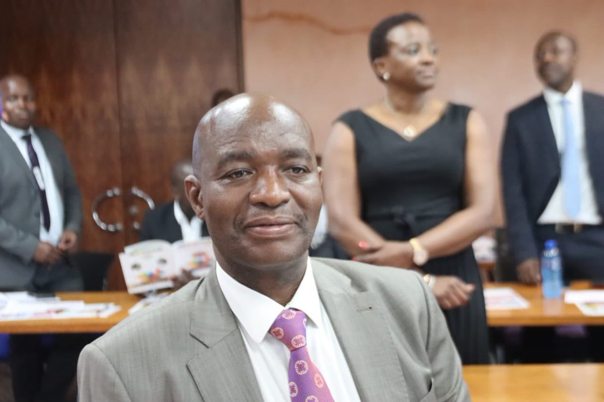 Good morning from Mpumalanga, where we are conducting a provincial visit. We’ve been joined by the Premier of the province as the Minister outlines the key education priorities for the 7th administration. We will soon be going to schools to monitor the start of the academic year.