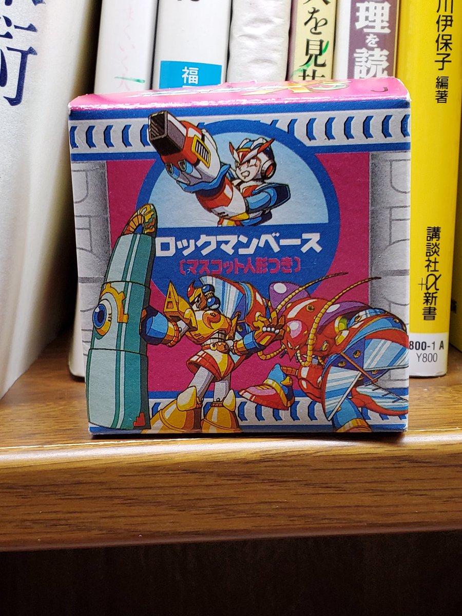 森永ロックマンベース お菓子の入った下箱は初めて見ました👀 最初