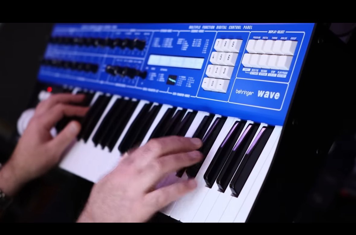 Behringer WAVE ウェーブテーブルシンセサイザー Behringer WAVE | ウェーブテーブルシンセ「PPG WAVE」の