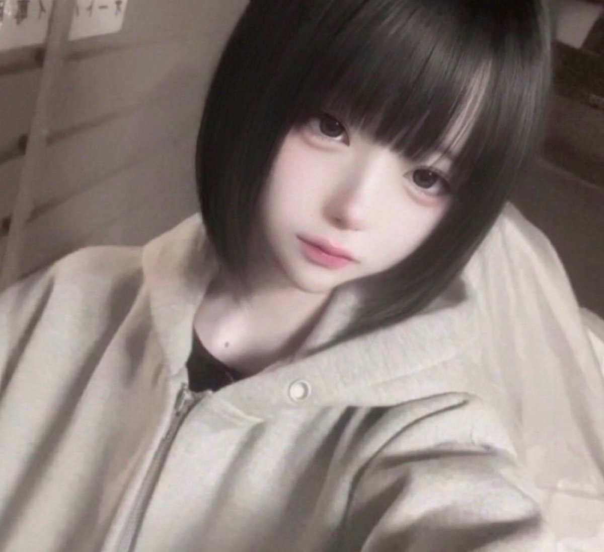 GAUWUR's tweet photo. 16歳はもう少しで終わり https://t.co/KnDEvTh7CU