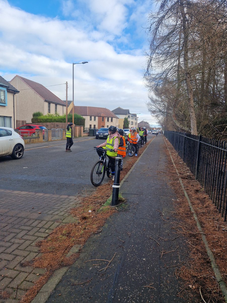 Annie 🌻 tweet media