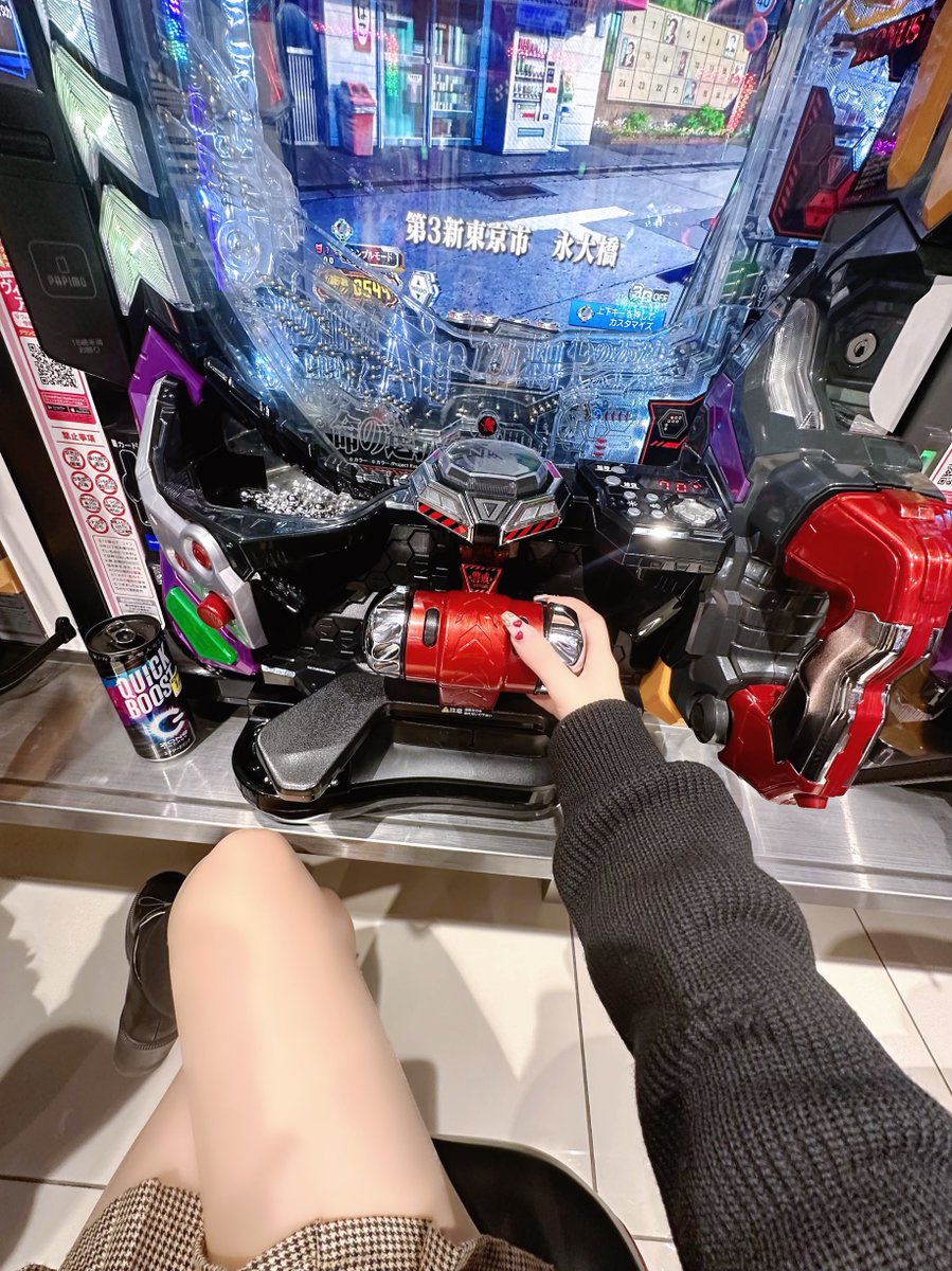 pokyun_zzz's tweet photo. 😐😐😐
#パチンコ #右きゅん https://t.co/K8HFqABXtM